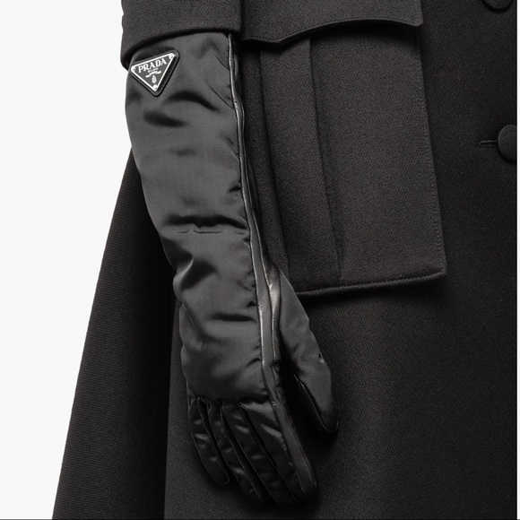 Current Season Prada Nylon and nappa leather gloves - Picture 1 of 3